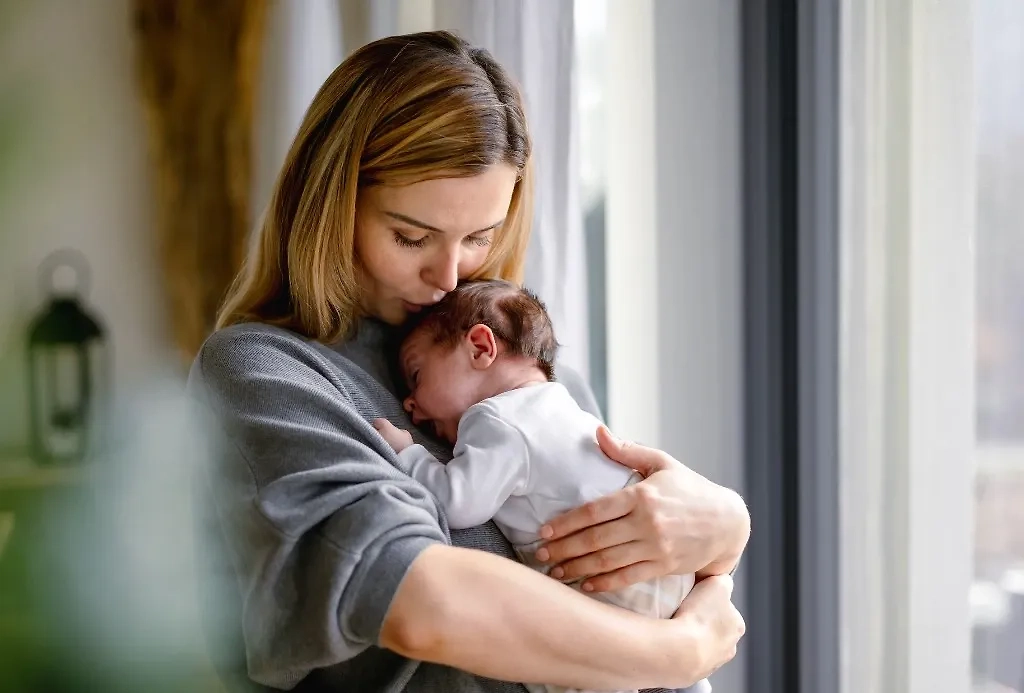 Мозг женщины буквально запрограммирован на высокие частоты. Фото © Shutterstock