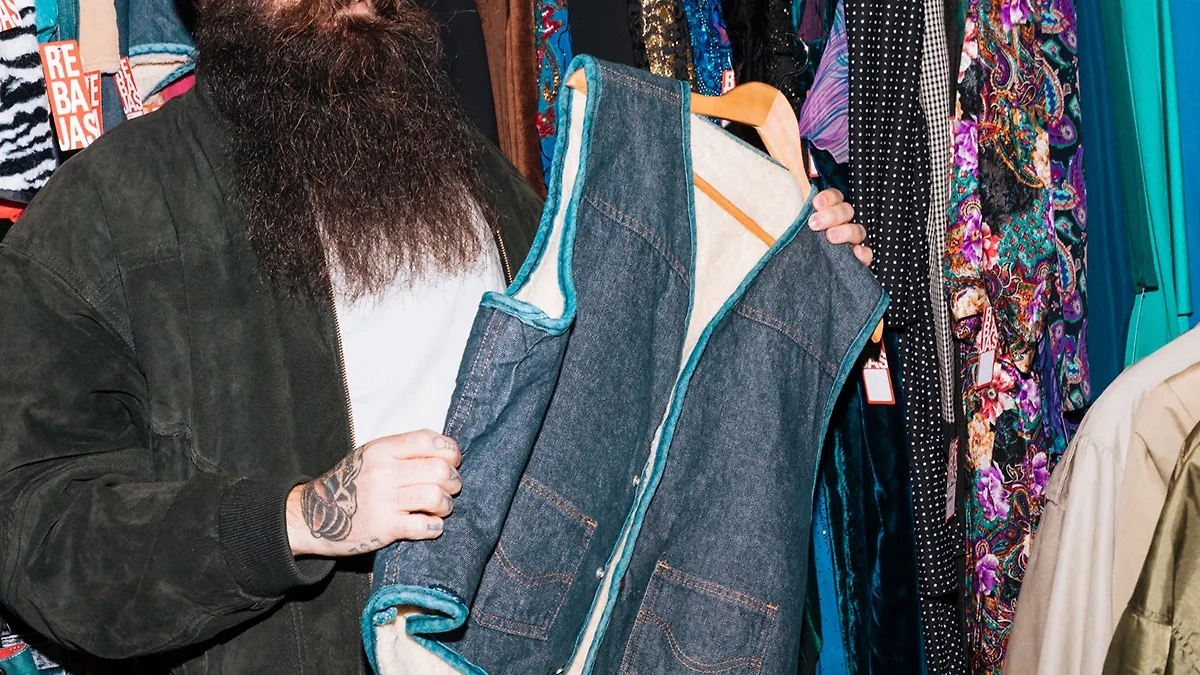 Вещи, купленные у бывших заключённых, тоже несут в себе негативную энергию. Фото © Freepik