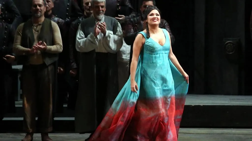 Оперные певицы чаще всего обладают пышными формами. Фото © ТАСС / EPA / MATTEO BAZZI