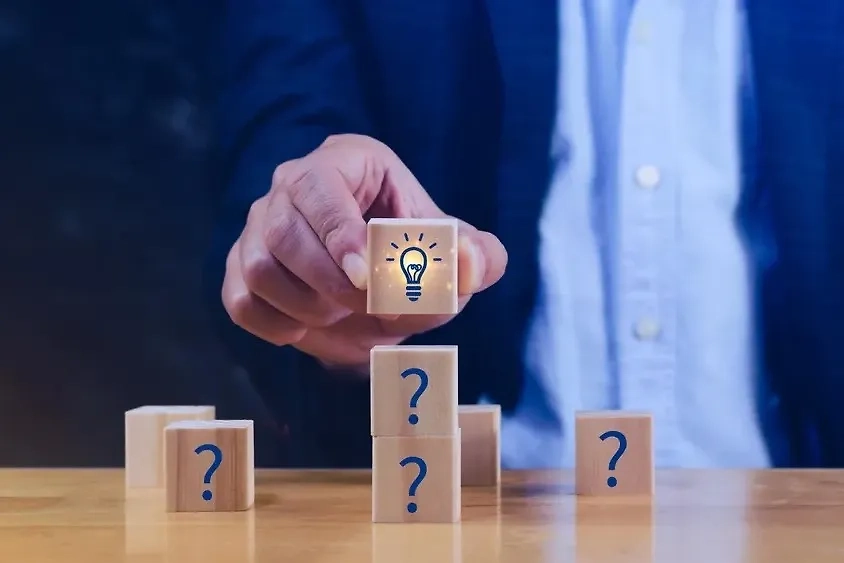 Как изменится жизнь в августе 2024 у Весов — астрологический прогноз. Фото © Shutterstock / FOTODOM / MR.RAWIN TANPIN