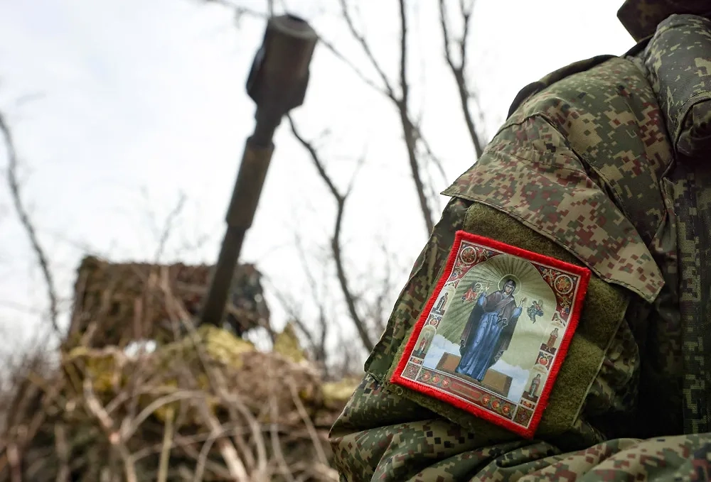 Что нужно знать бойцам на передовой: советы священника. Фото © ТАСС / Александр Река