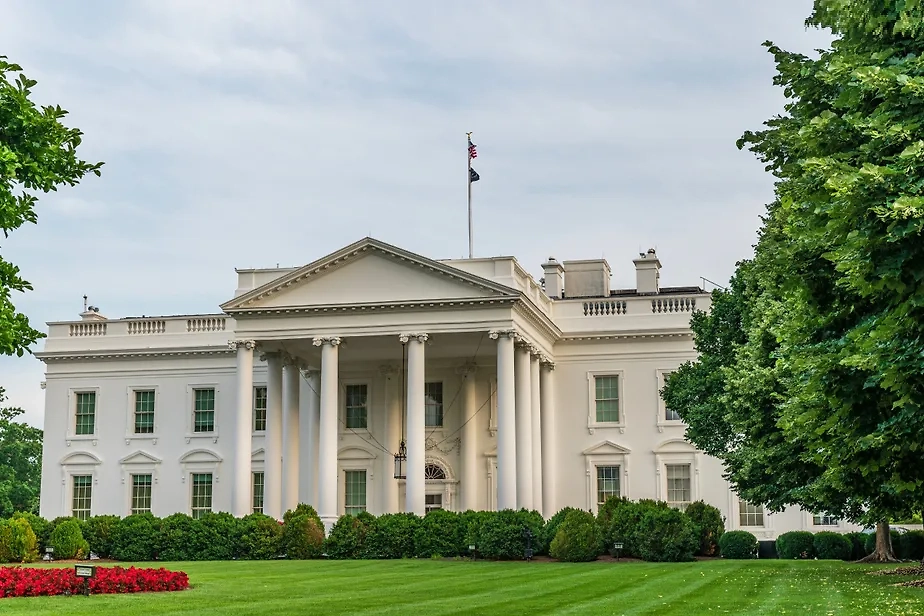 Белый дом обсуждает возможности введения цифрового доллара. Фото © Shutterstock / FOTODOM / creativetan