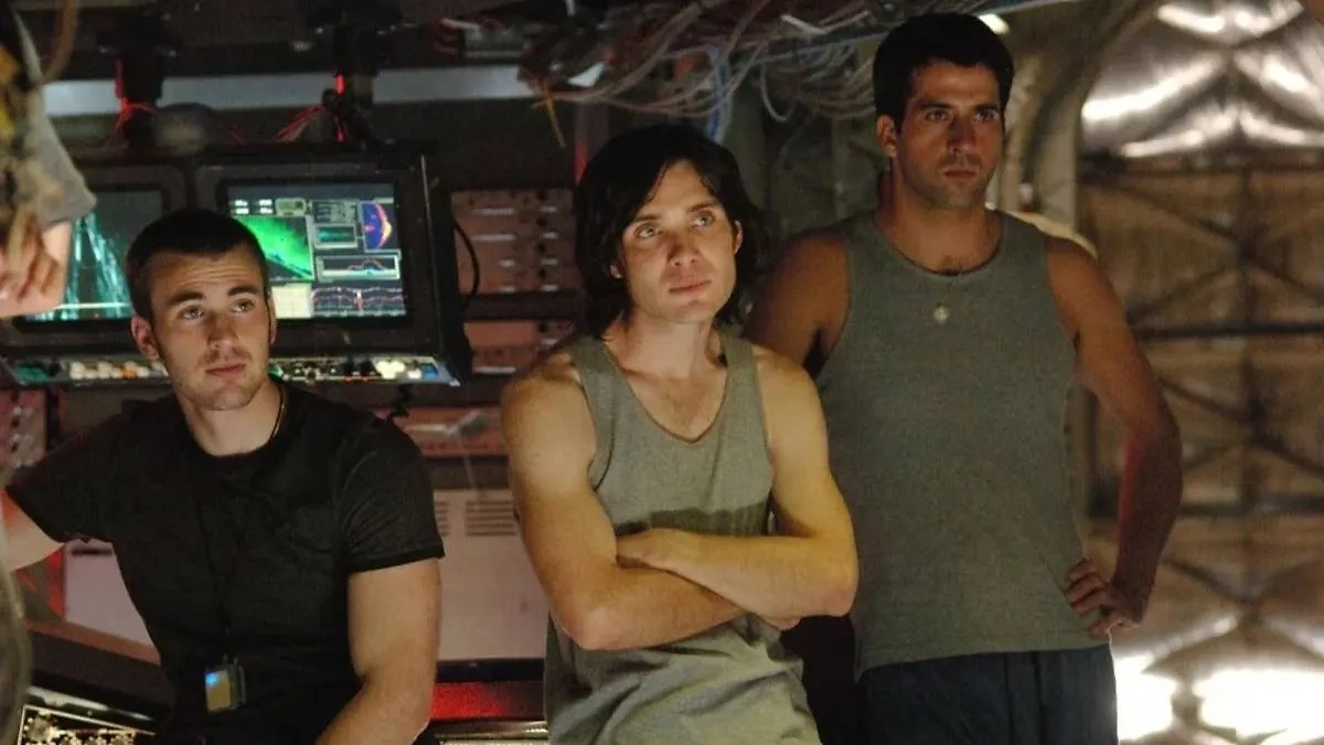 Лучший фильм о спасении угасающего Солнца. Фото © Кадр из фильма «Пекло», режиссёр  Дэнни Бойл, сценарист Алекс Гарленд / Kinopoisk