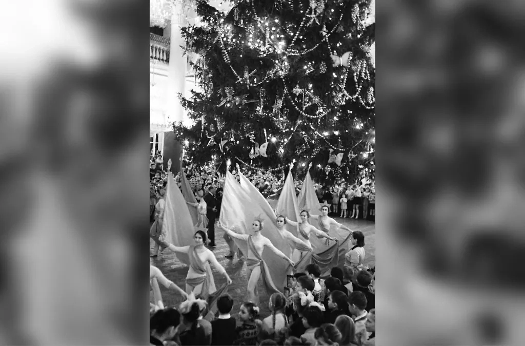 Как проходили новогодние каникулы в советском спорткомплексе «Олимпийский». Фото © ТАСС / Валентин Кузьмин, Валерий Христофоров