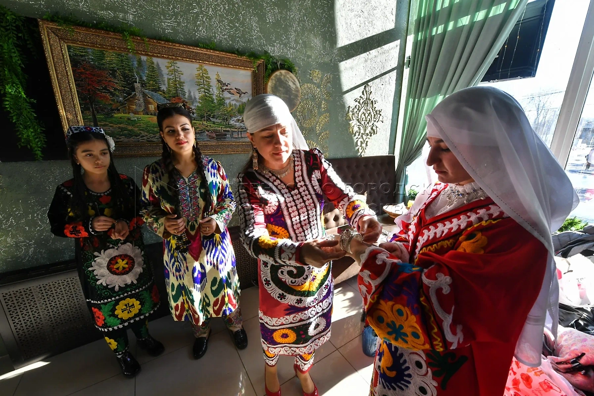 Навруз — это древний праздник, который отмечался ещё в VII–VIII веках до нашей эры. Фото © АГН "Москва" / Сергей Киселёв