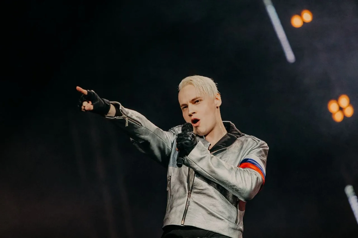 Песни Шамана, дети Шамана, жена Шамана... А где следить за творчеством артиста? Фото © Telegram / shaman_channel