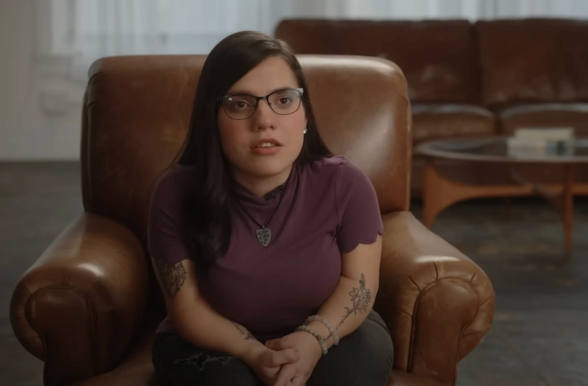 Наташа сейчас в новой приёмной семье, копит на операцию, ведь Обаме не удалось сделать американскую медицину такой же бесплатной и качественной, как и у нас. Фото © Youtube / People