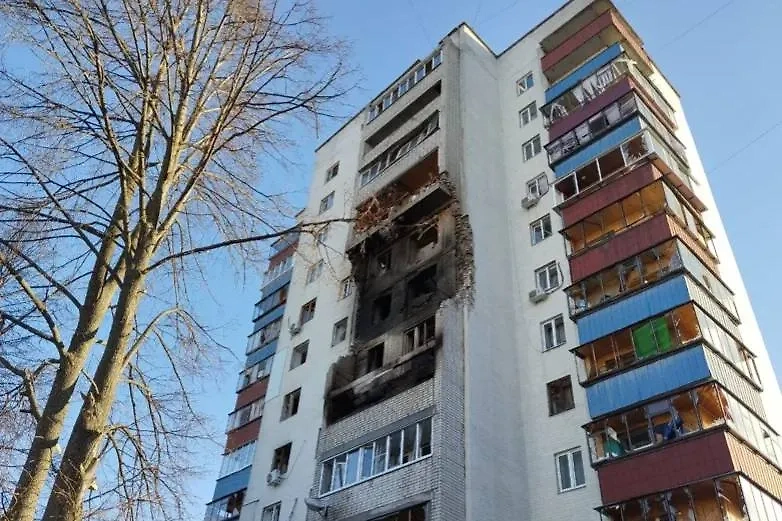 Последствия атаки БПЛА ВСУ на Курск. Фото © Telegram / Курская область