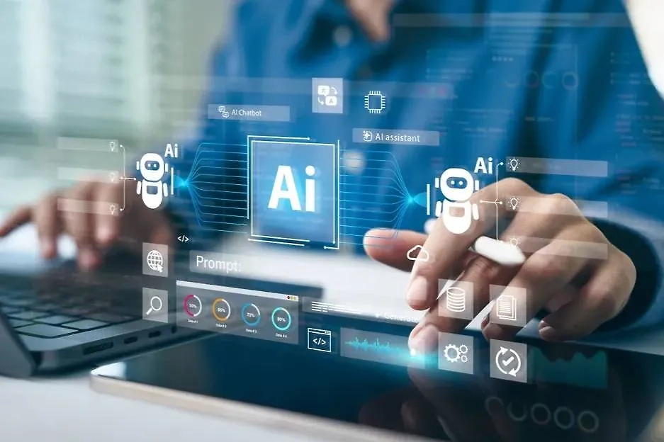 Соучредитель китайской компании Yidu Tech Хэ Чжи (скончался в 2024 году). Фото © Shutterstock / FOTODOM / Deemerwha studio