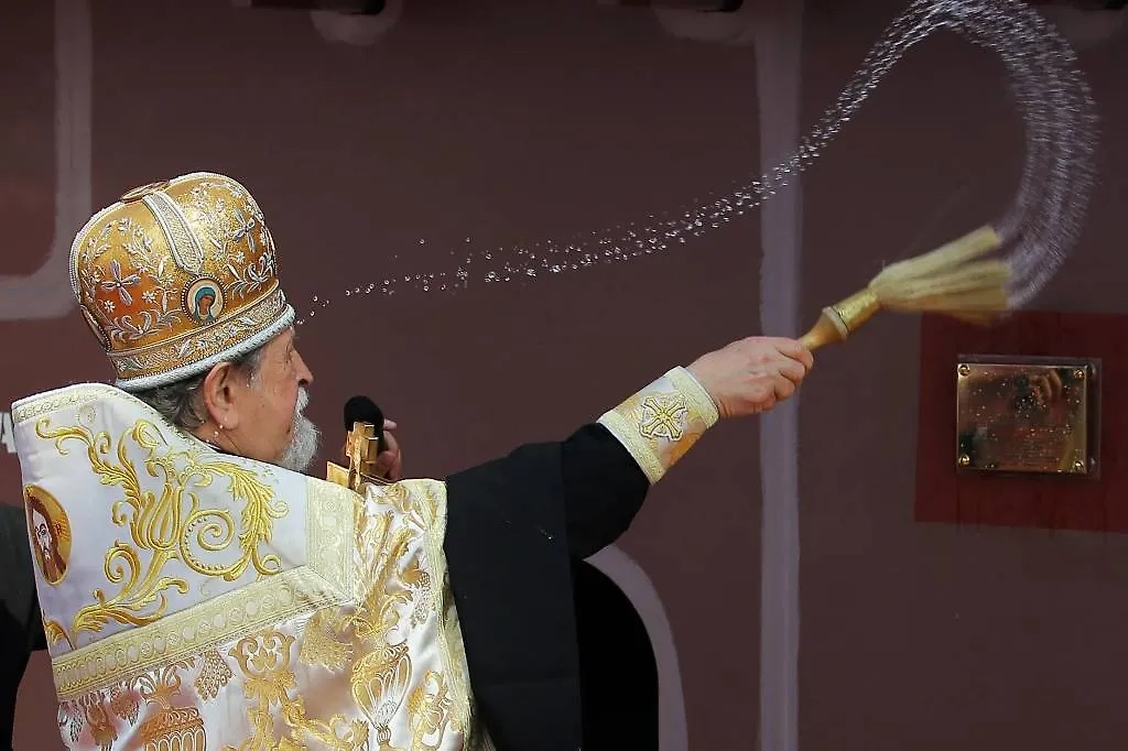 Освящение квартиры — это важно. Когда вы купили новую или наконец решили получить Божье благословение на старую. Фото © ТАСС / Руслан Шамуков