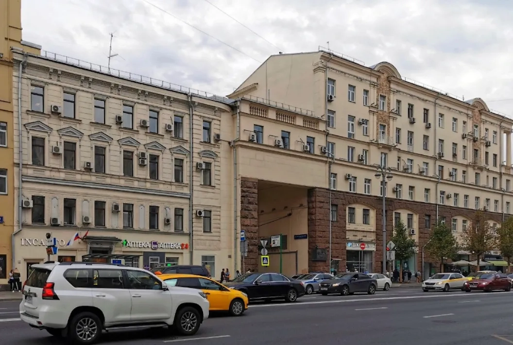 Сталинка на Тверской улице. Фото © 2gis