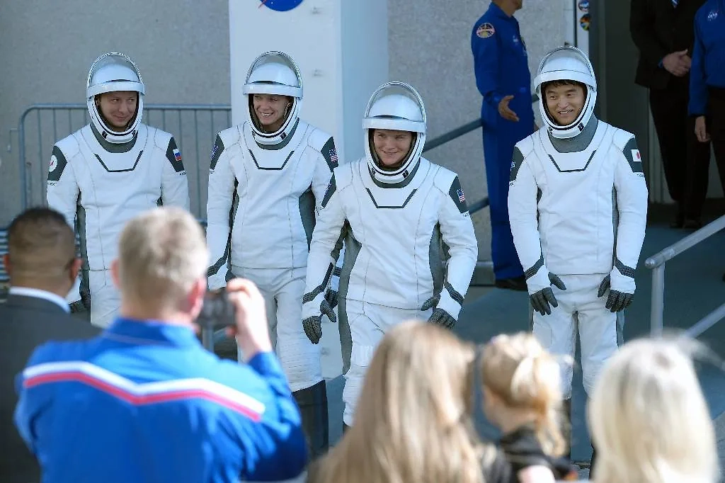 Taлисманы и обереги: что космонавты берут с собой на МКС в 2025 году. Фото © ТАСС / John Raoux