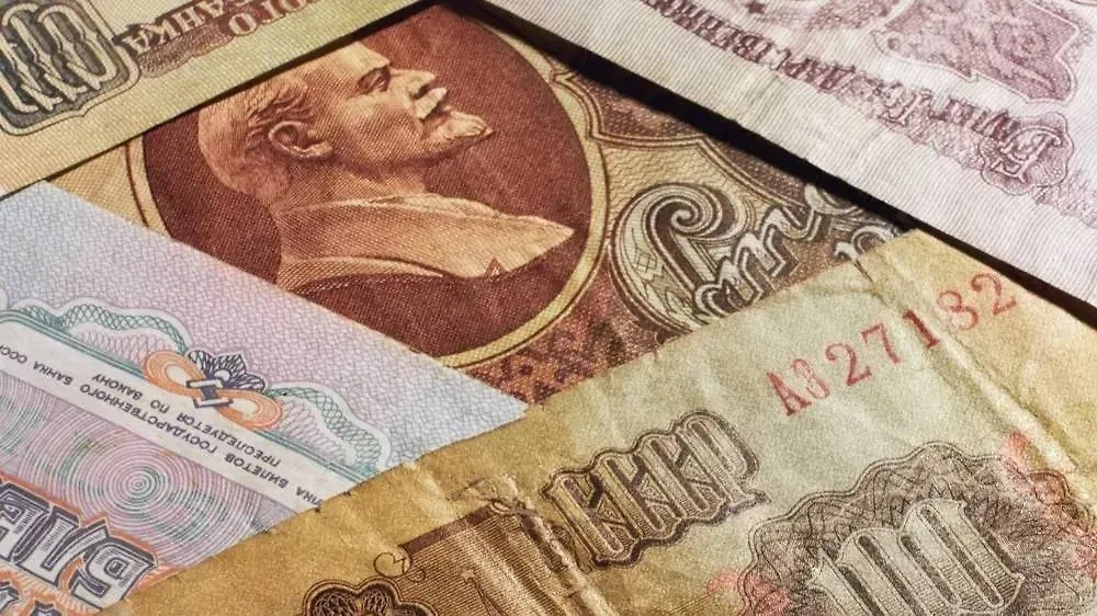 Стоит опасаться смены валют, причём сильно: именно валюта начнёт роковые события.  Фото © Shutterstock / FOTODOM / Zhuravlev Andrey