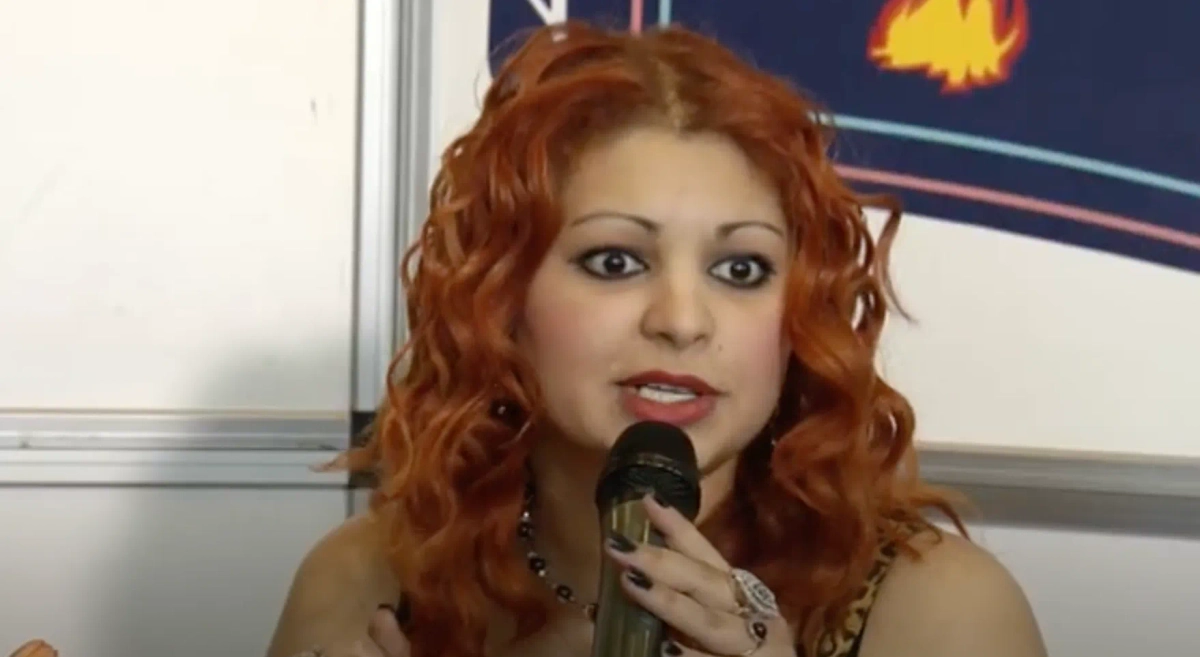 Елена Люлякова — целитель, медиум и ясновидящая. Она участвовала в 10-м сезоне «Битвы экстрасеносв». Фото © YouТube / Михаил Комлев