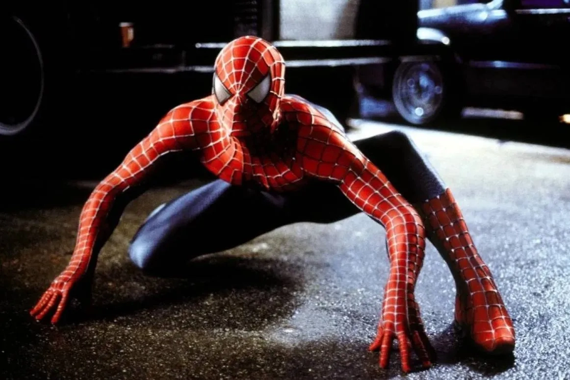 Человек-паук. Фото © Кадр из фильма «Человек-паук», режиссёр Сэм Рэйми, сценаристы Дэвид Кепп, Стэн Ли, Стив Дитко / Kinopoisk