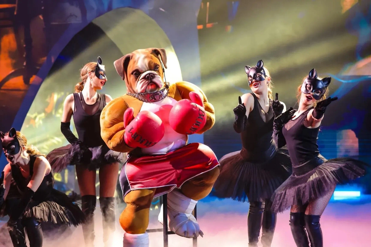 Финалисты шоу «Маска-6»: Кто под маской Боксёра? Фото © VK / Маска