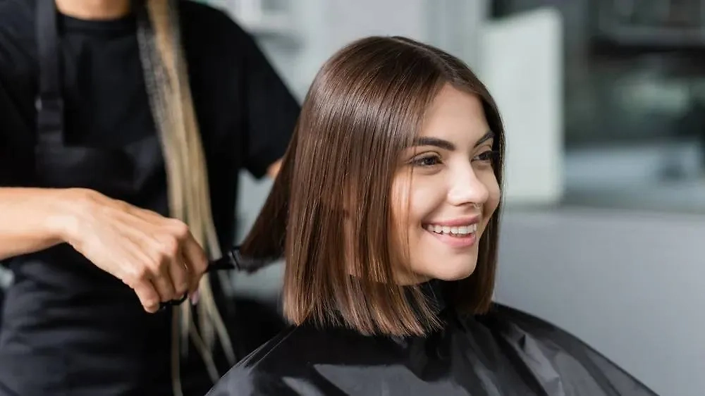 Лунный календарь на май 2025: когда можно стричься и менять облик.  Фото © Shutterstock / FOTODOM / LightField Studios