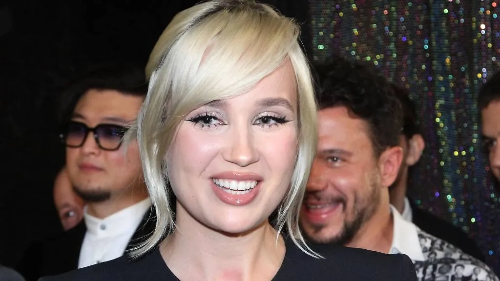 Книги, изменившие жизнь: откровения Клавы Коки, Севиль и других звёзд. Фото © ТАСС / Сергей Виноградов