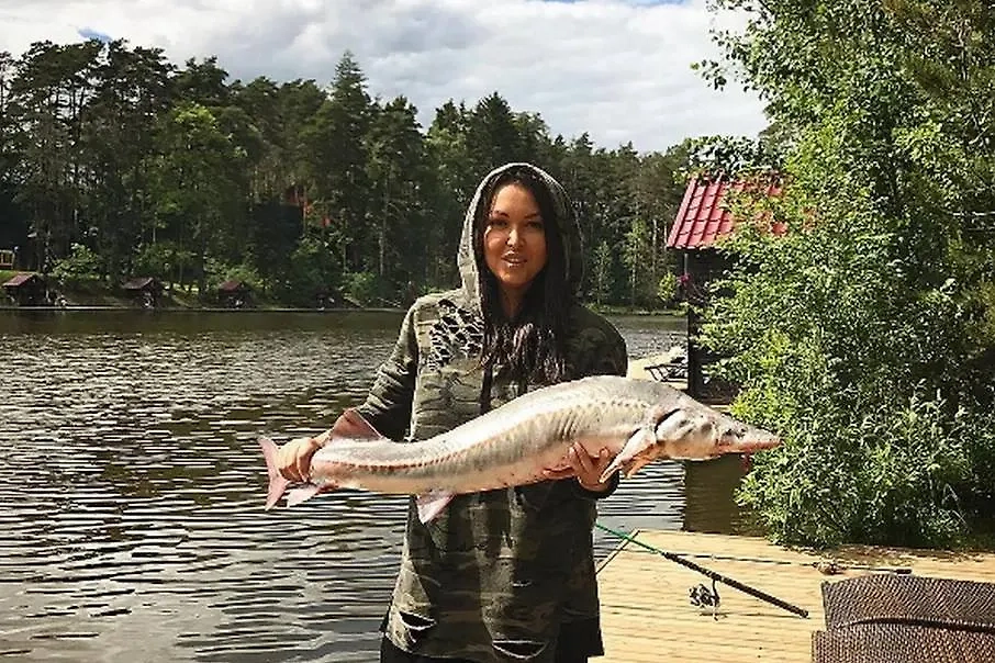 Ирина Дубцова — поэтесса и певица, а увлечение у неё как у пятидесятилетнего фрезеровщика. Фото © Instagram (признан экстремистской организацией и запрещён на территории Российской Федерации) / dubtsova_official