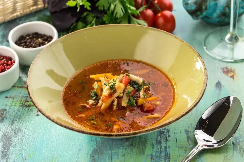 5 апреля — День супа: изысканные рецепты из дореволюционных поваренных книг. Фото © Shutterstock / FOTODOM / Eduard Zhukov