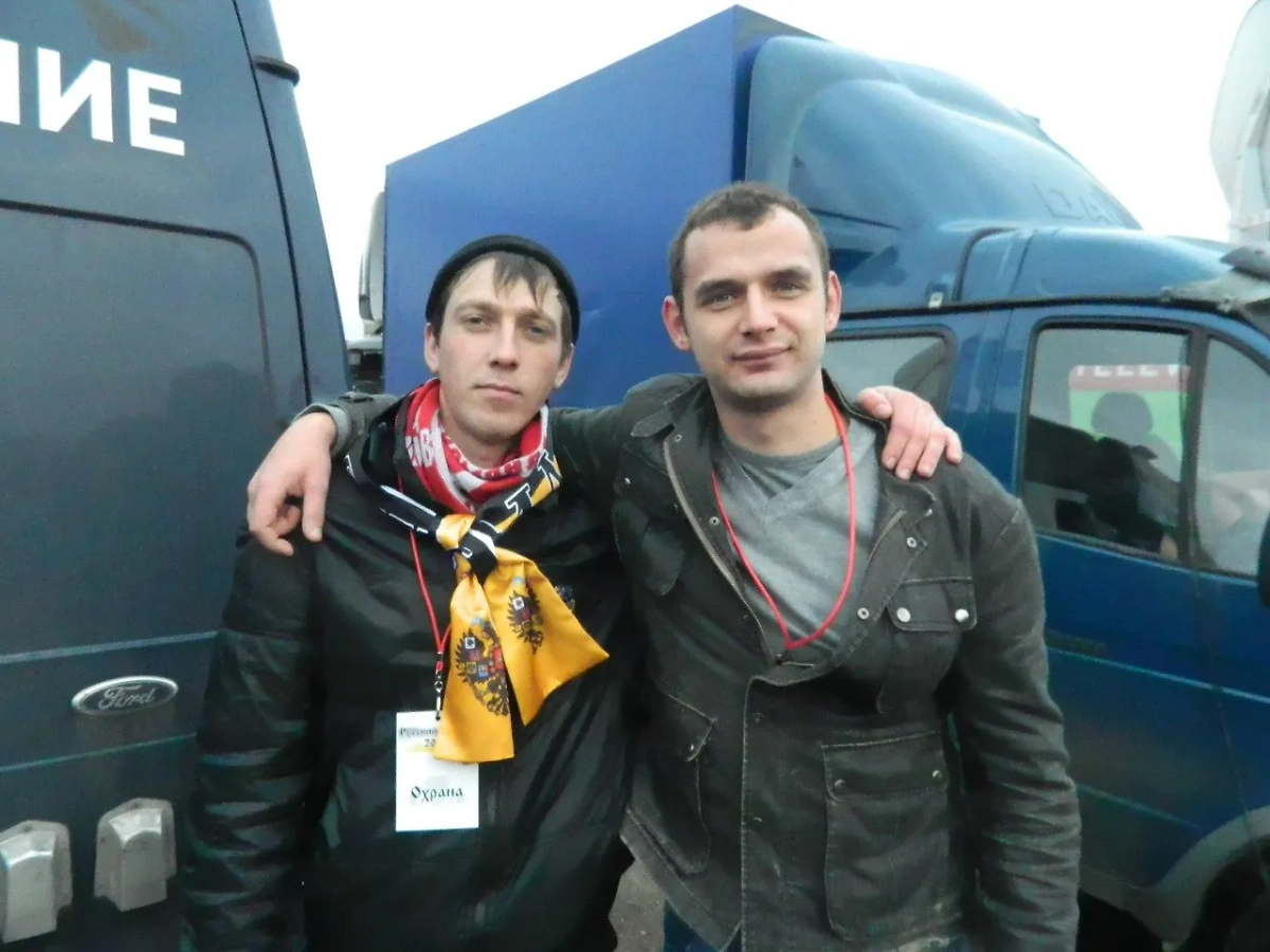Павел Бовин (справа) на «Русском марше». Ещё до бегства из России и знакомства с Кремлёвой. 2012 год. Фото © Facebook (признан экстремистской организацией и запрещён на территории Российской Федерации) / darya.kremlyova