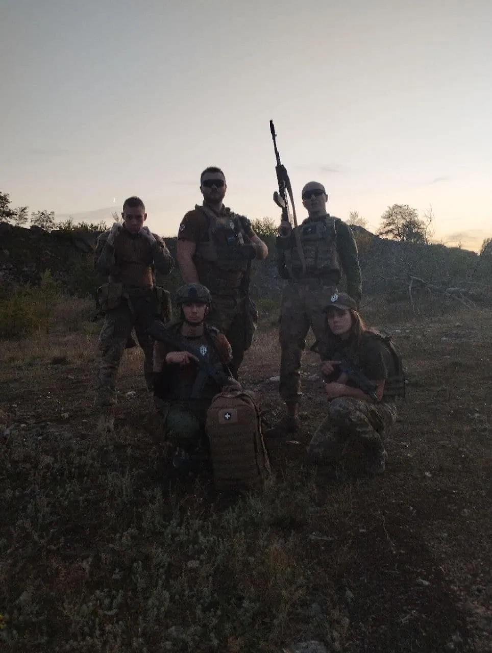 Кремлёва (внизу справа), ликвидированный российскими войсками Данил Шайба Мазник — один из ближайших соратников Дениса Капустина** (по центру) и другие боевики РДК*. Фото © Facebook (признан экстремистской организацией и запрещён на территории Российской Федерации) / darya.kremlyova