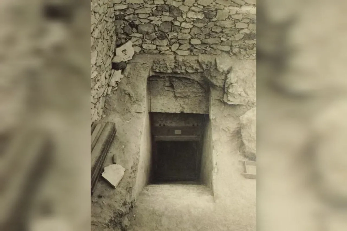 Вход в гробницу Тутанхамона. Фото © Wikipedia / Harry Burton