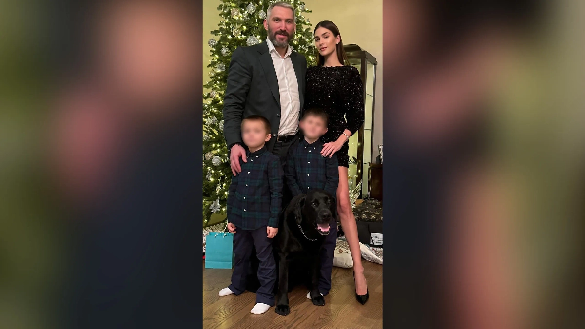 Овечкин с супругой Анастасией Шубской и их сыновьями. Фото © Instagram (признан экстремистской организацией и запрещён на территории Российской Федерации)/ nastyashubskaya