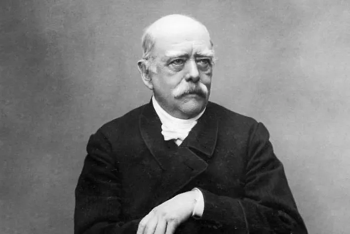 Верховный канцлер Германии, объединивший раздробленное государство, — это Бисмарк. Фото © Wikipedia / Bundesarchiv