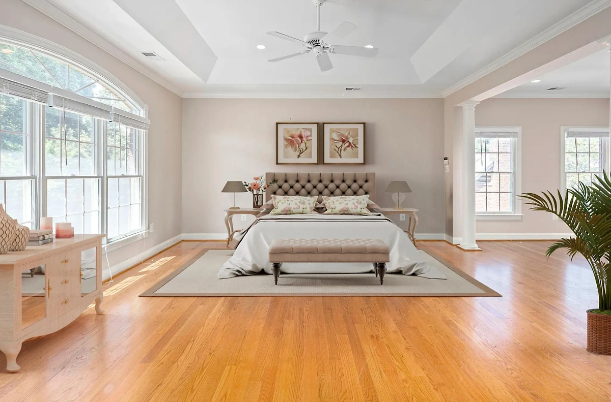 В таунхаусе Овечкина в Арлингтоне пять спален и четыре ванные. Фото © zillow.com