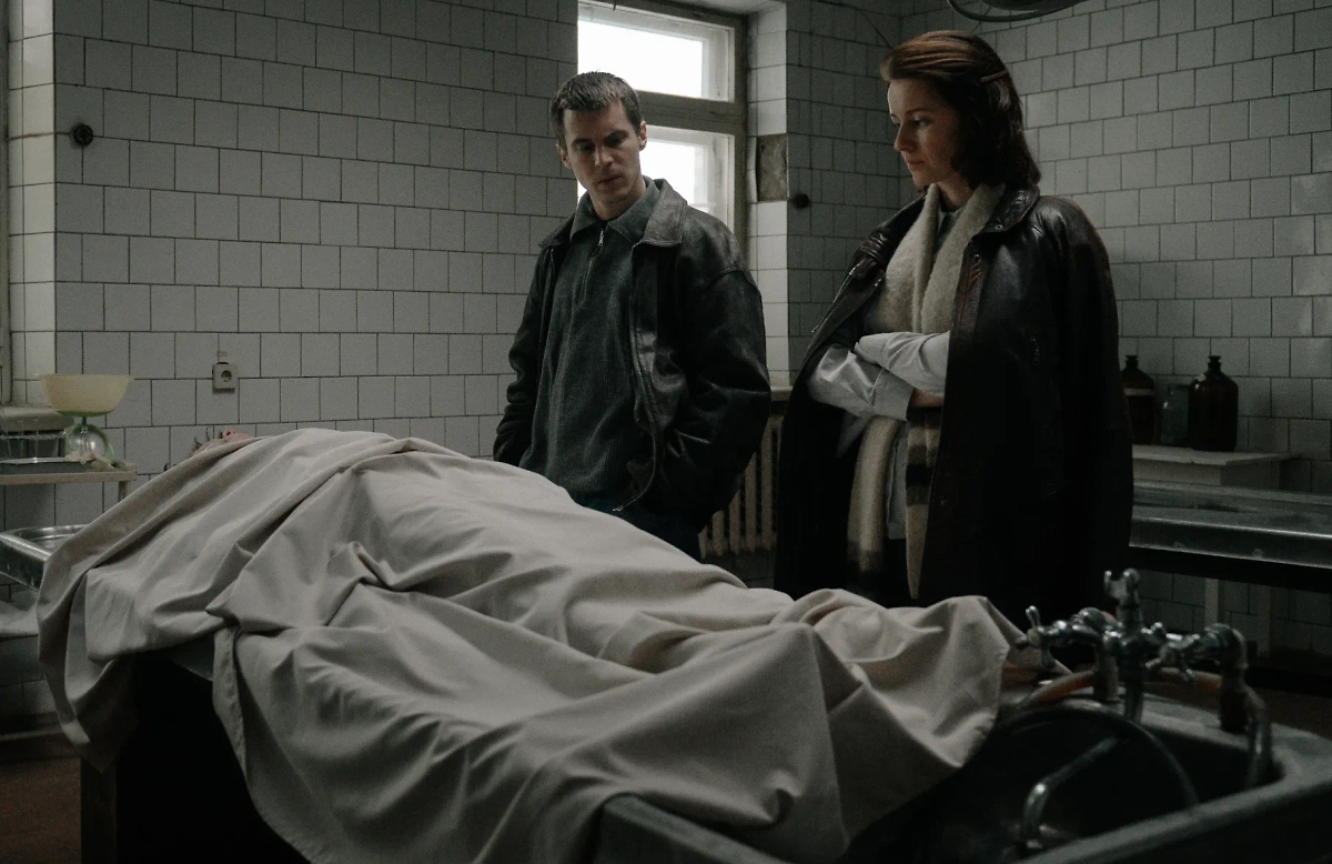 Второй сезон «Фишера» будет не менее интригующим. Фото © Кадр из фильма «Фишер», режиссёр Сергей Тарамаев, Любовь Львова, Александр Цой, сценарист Сергей Кальварский, Наталья Капустина / Kinopoisk