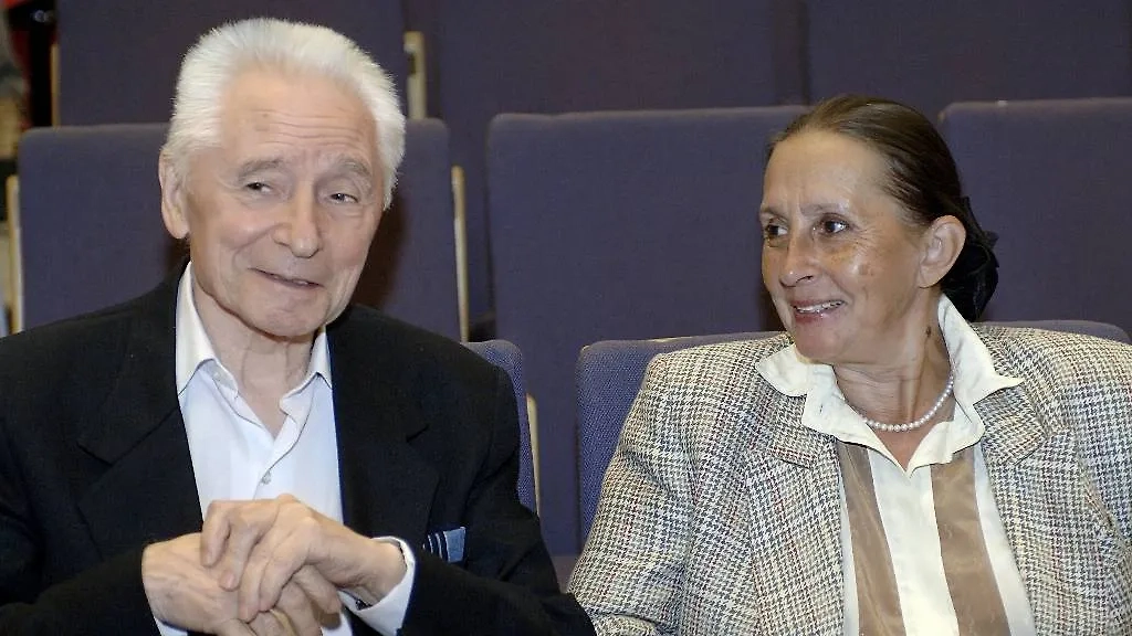 Юрий Николаевич Григорович был любимцем женщин. Но ему не всегда везло. Хореограф Юрий Григорович и его супруга, балерина Наталья Бессмертнова. Фото © ТАСС / Юрий Машков
