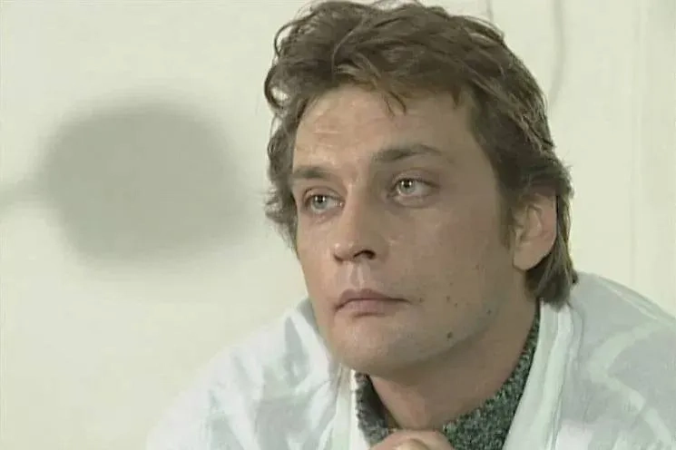 Если у «Бандитского Петербурга» есть главный герой, то это Александр Домогаров. Фото © Кадр из сериала «Бандитский Петербург: Барон», режиссёр Владимир Бортко, сценаристы Владимир Бортко, Андрей Константинов / Kinopoisk