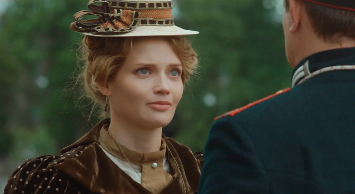 Фото © Кадр из фильма «Формула преступления», режиссёр Сергей Виноградов и др., сценарист Дарья Коростелёва и др. / Kinopoisk