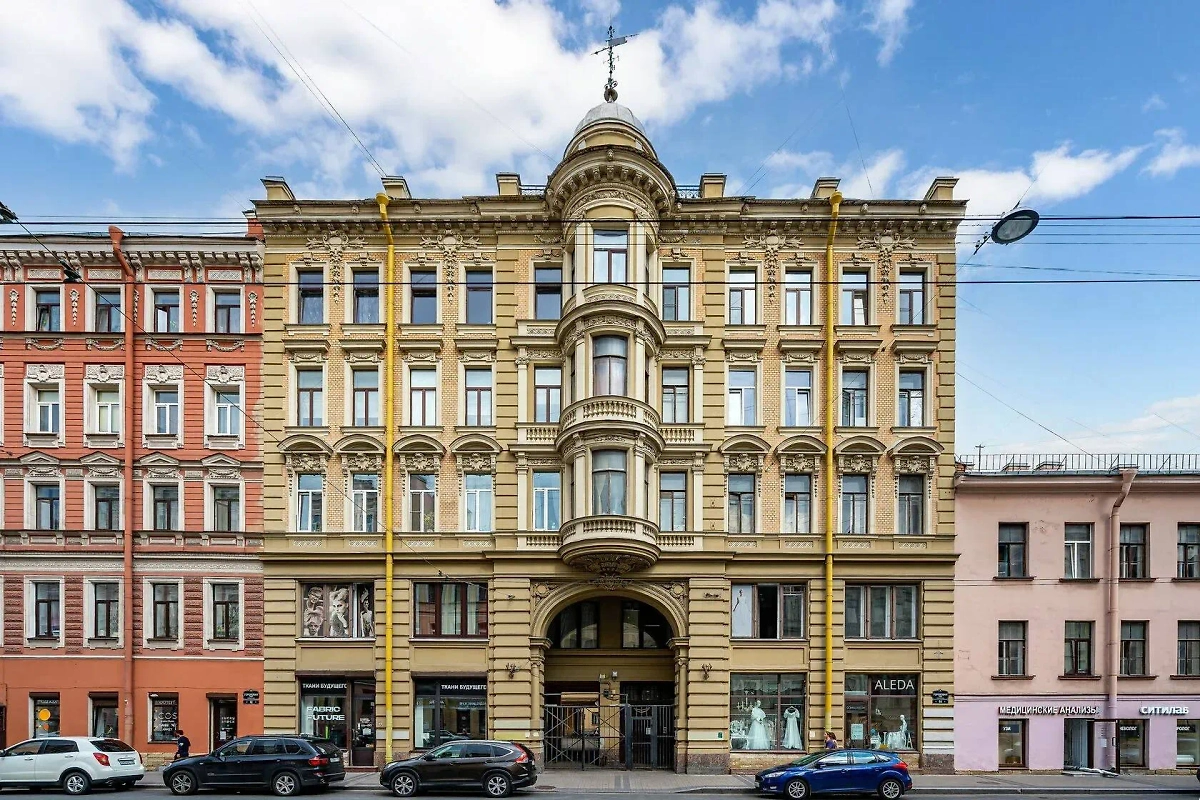 Раньше тут был другой мини-отель, да и речь пойдёт не о Ремарке. Фото © remarkhotel.ru