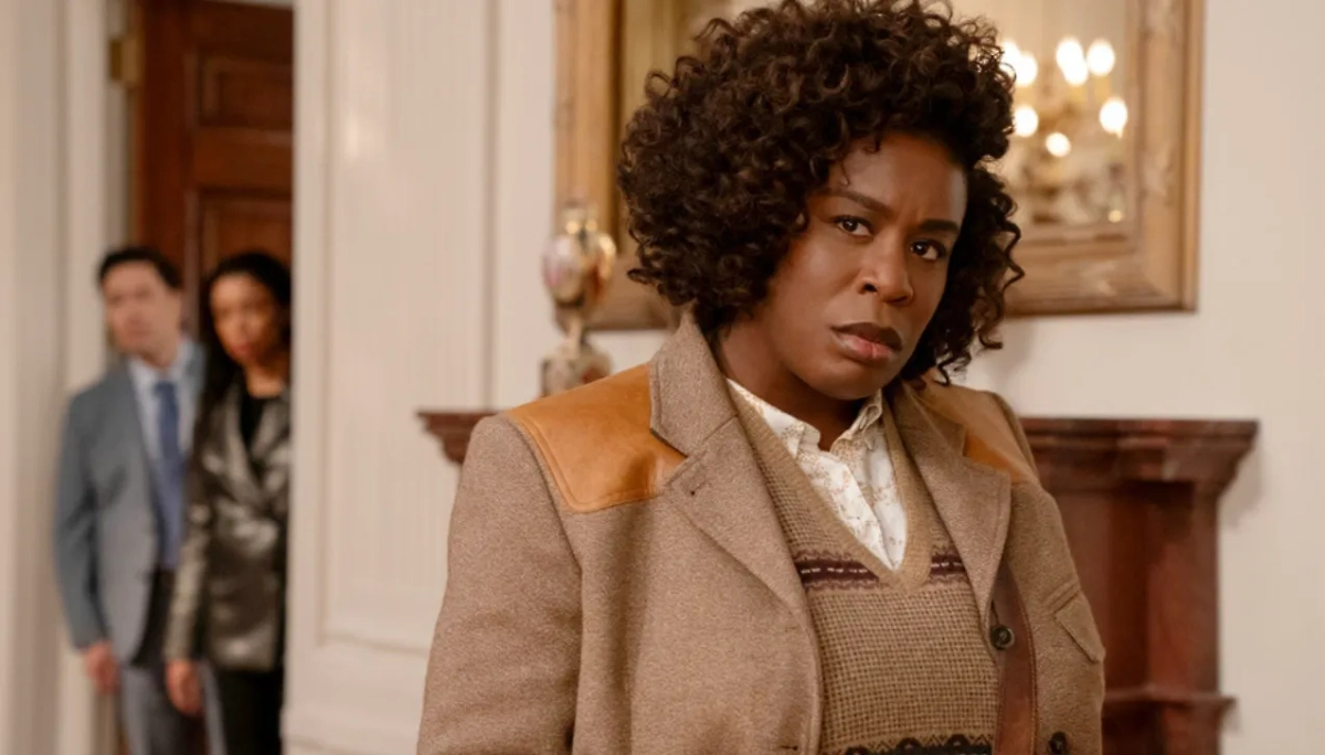 Фото © Кадр из фильма «Резиденция», режиссёры Лиза Джонсон, Джаффар Махмуд, сценаристы Kate Andersen Brower, Пол Уилльям Дэвис / Kinopoisk