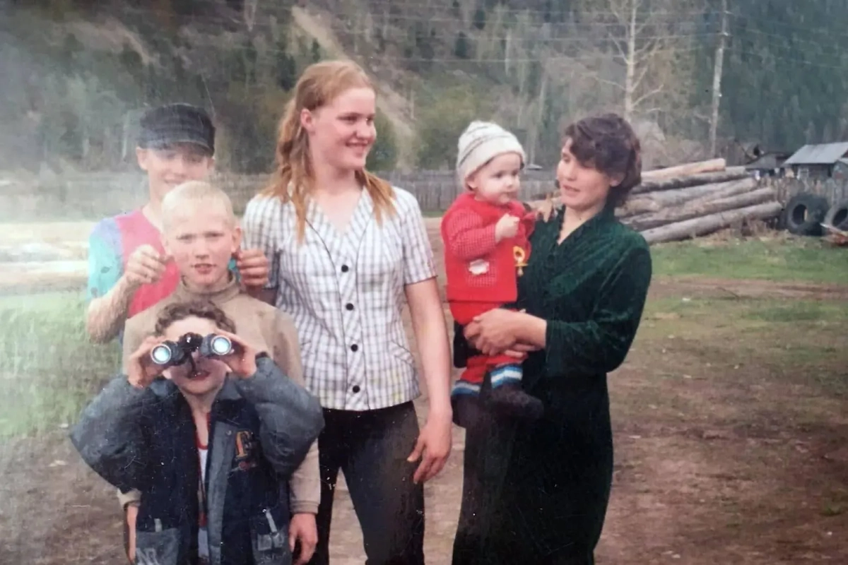 Антипиным было тяжело жить в тайге, особенно зимой. Фото © Youtube / ЧУЖИЕ ЖИЗНИ