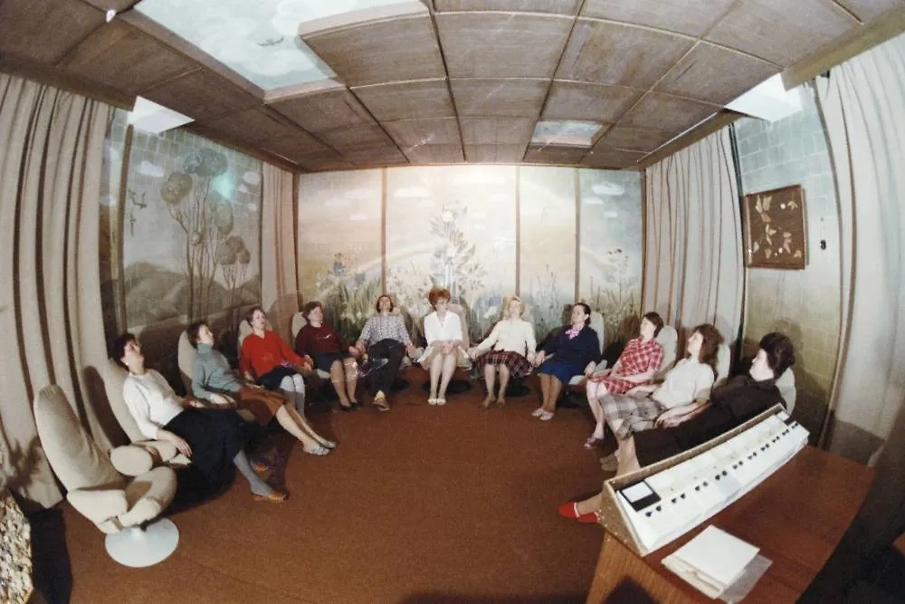 Психотерапия в нашем понимании — это частная практика профильных специалистов. Фото © ТАСС / Клипиницер Борис