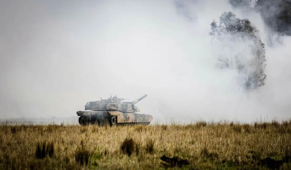 Последний австралийский M1A1 «Абрамс» покидает танковую базу в пригороде Брисбена. Фото © Australia’s Department of Defence