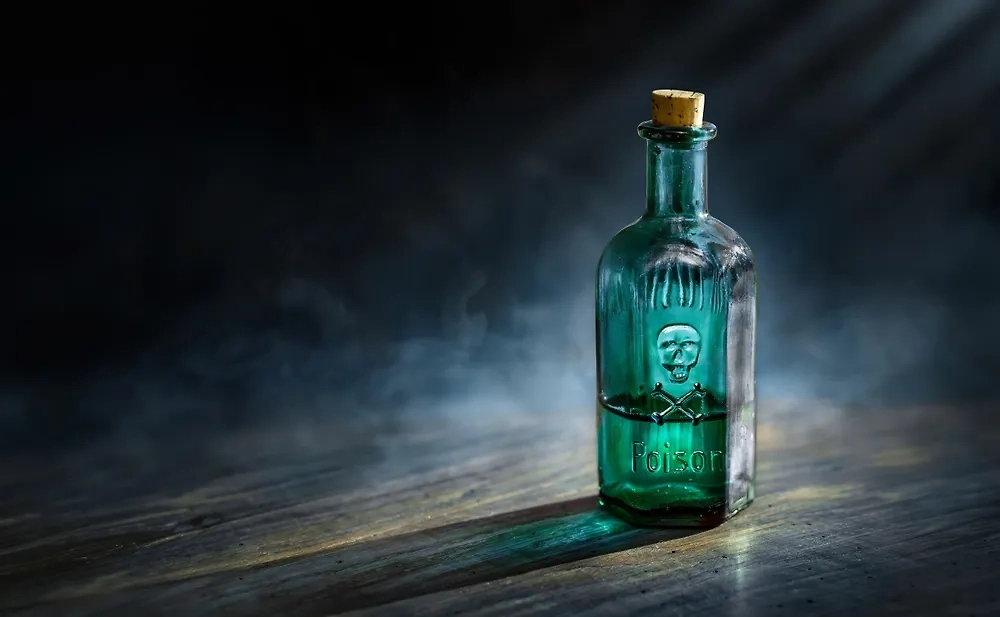 Один из самых опасных ядов — мышьяк — считали средством для красоты. Фото © Shutterstock / FOTODOM / Triff