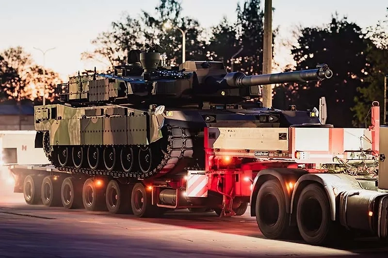 Прибытие танков K2 Black Panther в расположение 15-й мехбригады в Гижицко. Фото © Wojskowy Instytut Wydawniczy