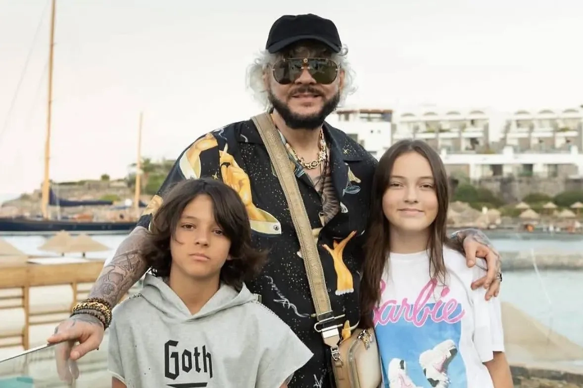 Филипп Киркоров, как и Сергей Лазарев, — одинокий отец. Фото © Instagram (признан экстремистской организацией и запрещён на территории Российской Федерации) / fkirkorov