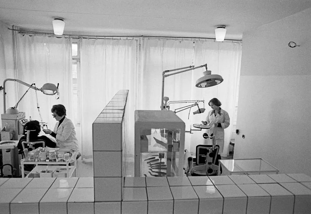 У советского зубного было просто страшно. Фото © ТАСС / Созинов 