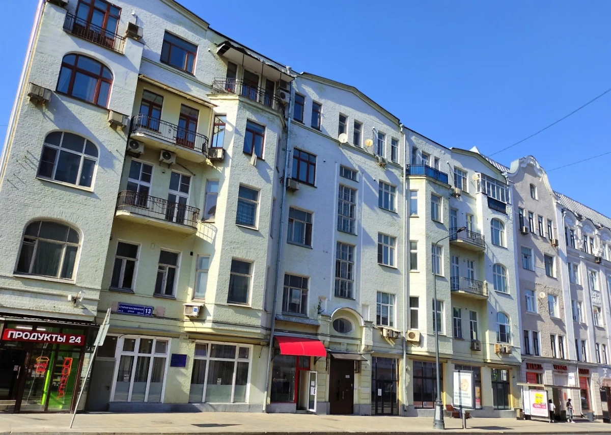 Дореволюционный доходный дом на Старой Басманной. Фото © 2Gis