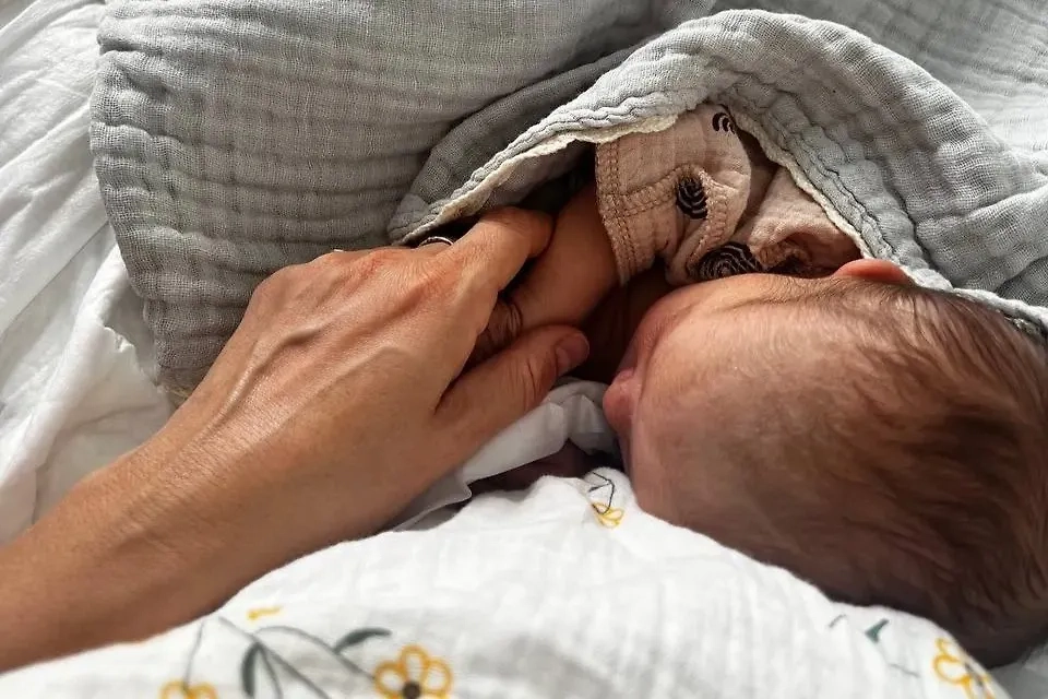 Фото новорождённой дочери Светиковой. Фото © Telegram / SVETIKOVA