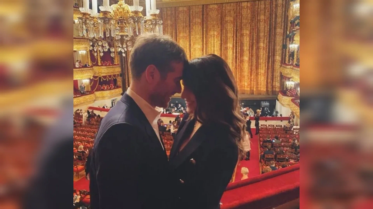 Женя Малахова с мужем часто посещает театры. Фото © Instagram (признан экстремистской организацией и запрещён на территории Российской Федерации) / malahovajenya