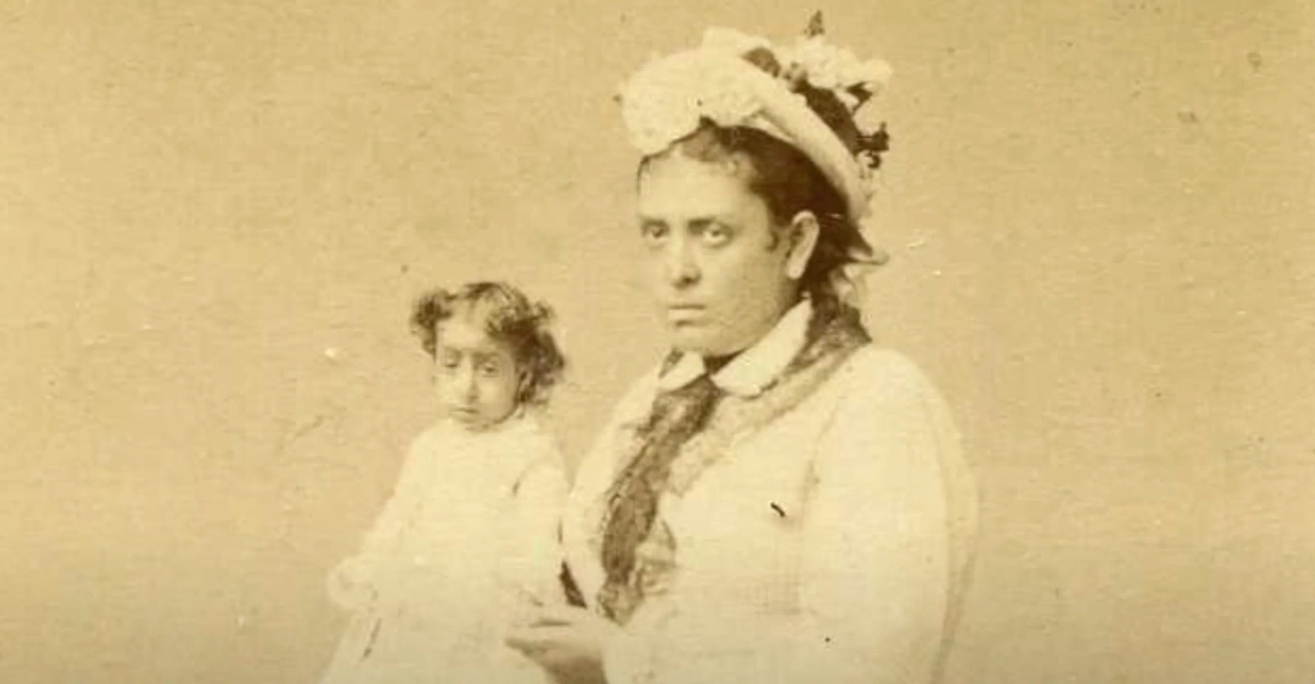 Мексиканская Дюймовочка весом 2 килограмма и рекорд Гиннесса. Фото © Youtube / EL CANAL DE LOS MONJES