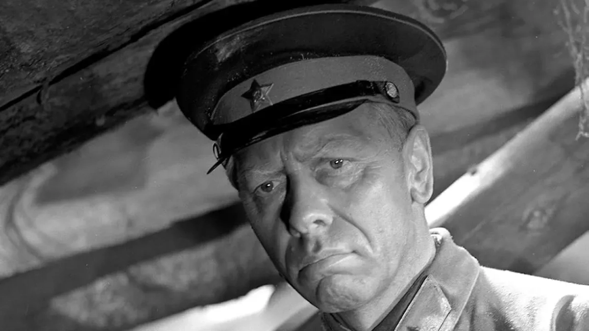 Фото © Кадр из фильма «Живые и мёртвые», режиссёр Александр Столпер, сценарий Александр Столпер, Константин Симонов / Kinopoisk