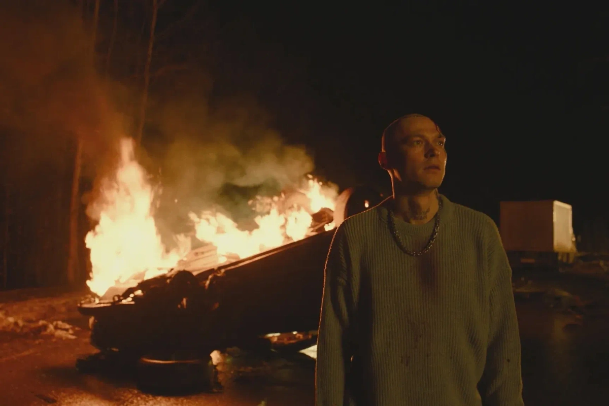 Сериал «Урок» с Юрой Борисовым: как рэпер стал школьным учителем и зачем. Фото © «Урок», режиссёр Сергей Филатов, сценаристы Александр Фомин, Сергей Левитан и др. / Kinopoisk