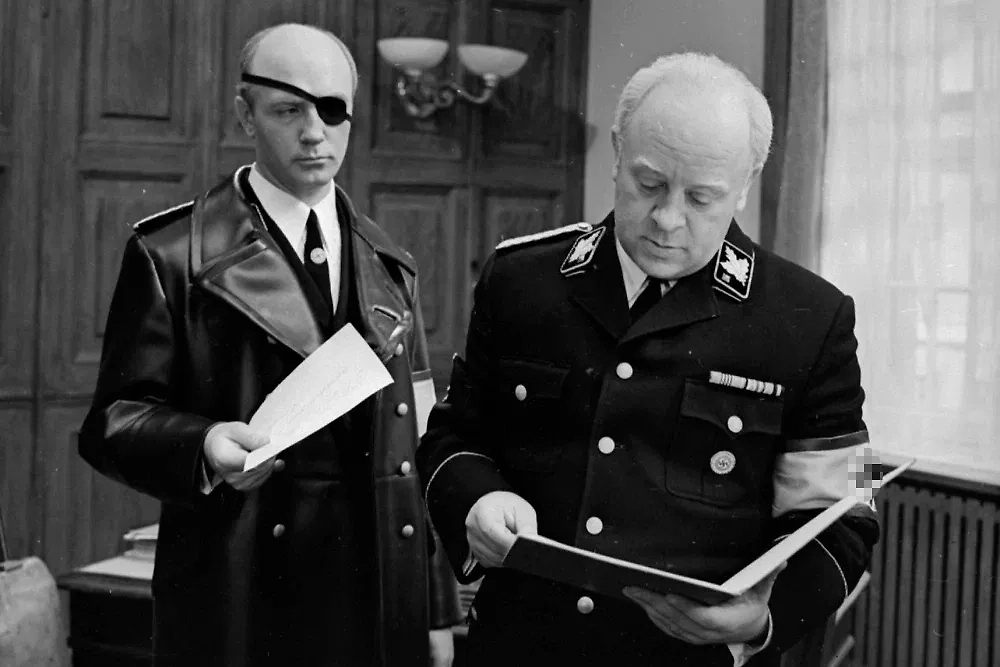 Культовый сериал о Штирлице полон исторических ляпов, которые видны только немцам. Фото © Кадр из фильма «Семнадцать мгновений весны», режиссёр Татьяна Лиознова / Kinopoisk